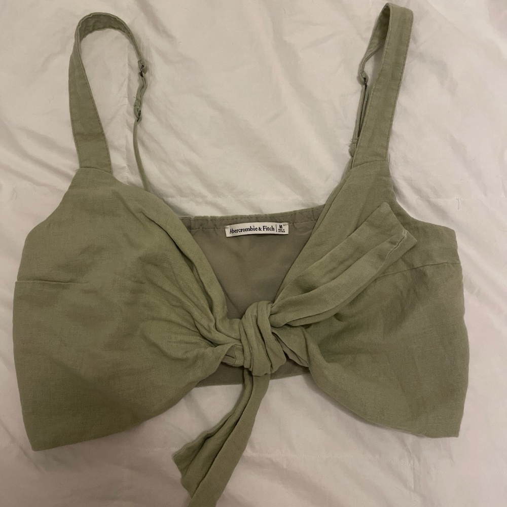 A&F tie top